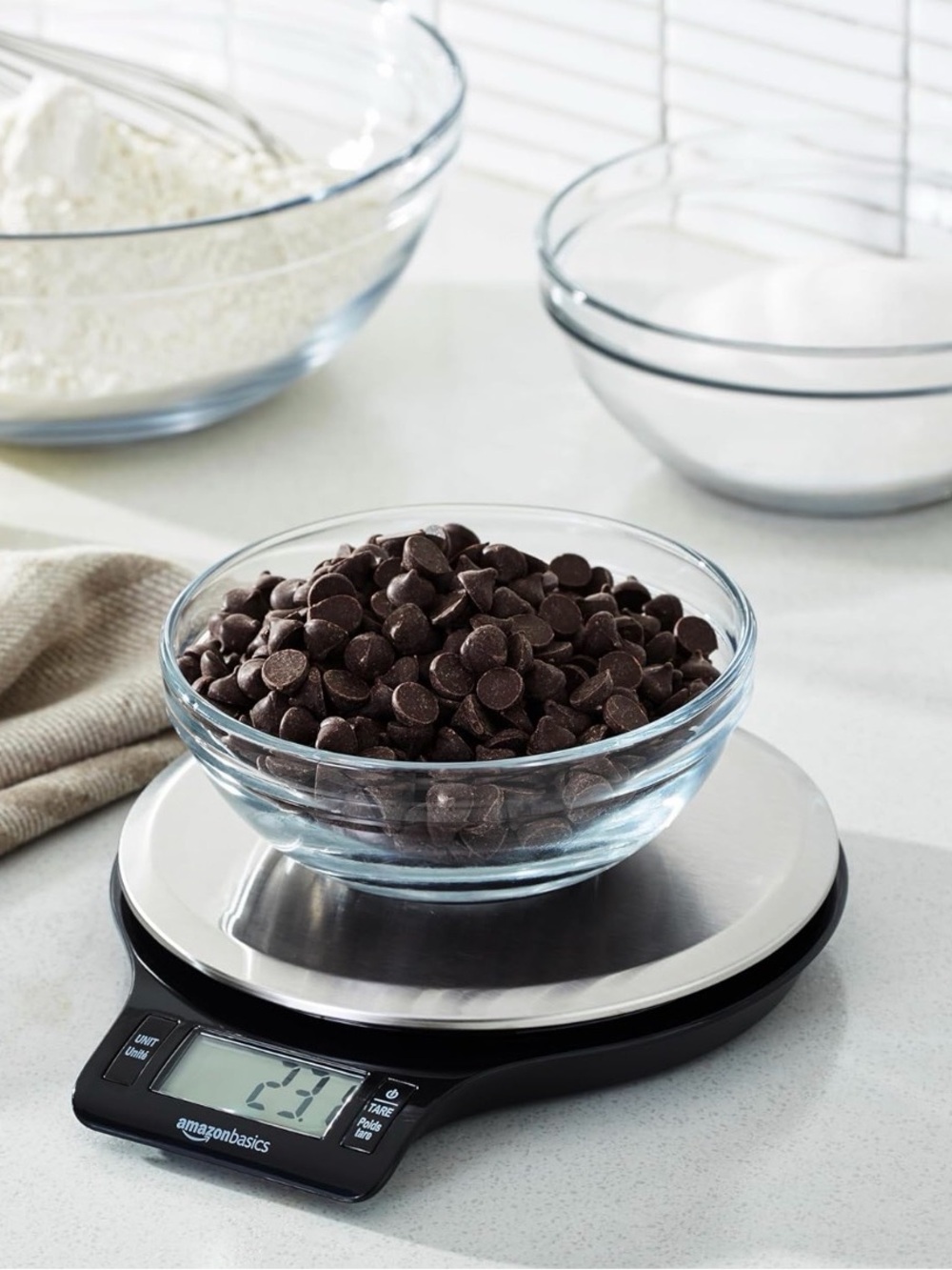 NEW: Amazon Basics Digital Kitchen Scale in Black and Silver - Picture 7 of 12